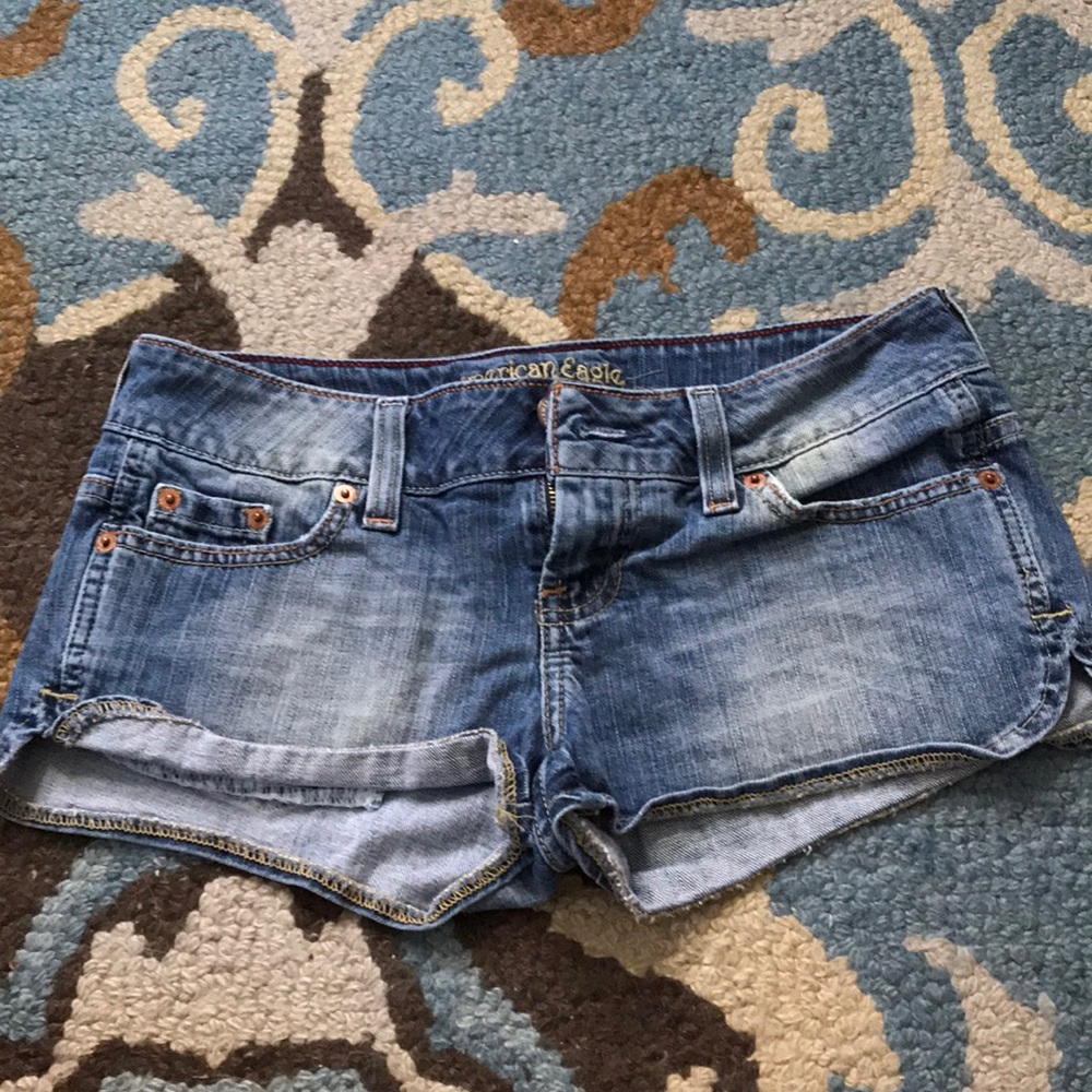 Vintage American Eagle shorts.